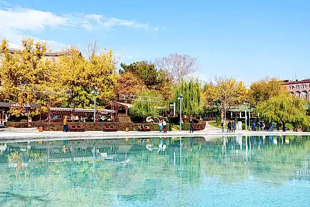 Halka açık havuzlar